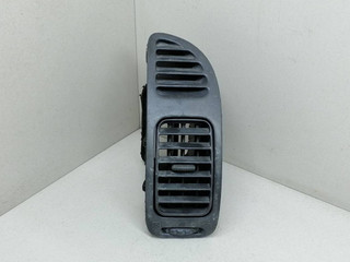 дефлектор обдува салона Mitsubishi Colt 5 поколение (CJO) CJ1A 1997, 1.3 л., i, 4G13 (12V), бензин, 5МКПП, голубой металлик, хетчбэк 3 дв., передний привод
