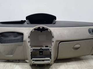 панель передняя салона (торпедо) Renault Modus 1 поколение JP0J 2004, 1.4 л., i, K4J 770, бензин, 5МКПП, красный, хетчбэк 5 дв., передний привод, 6325S0021