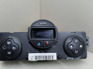 блок управления печки / климат-контроля Renault Modus 1 поколение JP0J 2004, 1.4 л., i, K4J 770, бензин, 5МКПП, красный, хетчбэк 5 дв., передний привод, VALEO, 8200133339