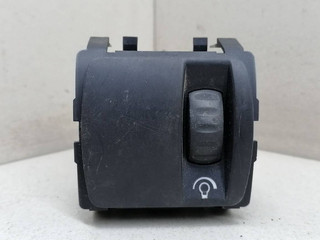 кнопка регулировки света Renault Scenic 2 поколение JM0G 2005, 1.9 л., DCi, F9Q 812, дизель, 6МКПП, серый, минивэн, передний привод, 8200121904B