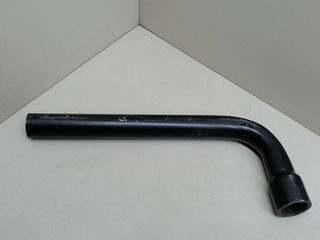 ключ колесный (балонный) Renault Laguna 3 поколение BT0A 2009, 1.5 л., DCi, K9K 780, дизель, 6МКПП, серый, хетчбэк 5 дв., передний привод, 995450001R