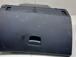 бардачок Renault Laguna 3 поколение BT0A 2009, 1.5 л., DCi, K9K 780, дизель, 6МКПП, серый, хетчбэк 5 дв., передний привод, 685000001R