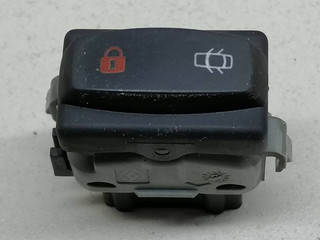 Кнопка блокировки двери Renault Espace 4 поколение 2006, 1.9 л., DCi, F9Q 820, дизель, 6МКПП, белый, минивэн, передний привод, 179029A, 1790292199, 8200414615