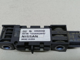 датчик удара Nissan Micra K12 [2-й рестайлинг] K12 2008, 1.5 л., DCi, K9K, дизель, 5МКПП, серый, хетчбэк 5 дв., передний привод, 0285003060, 204198, YC9U083VW2M9Y5