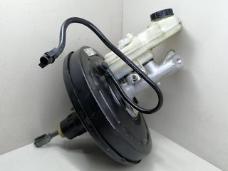 цилиндр тормозной главный Renault Megane 2 поколение BM0B 2003, 1.4 л., i, K4J 730, бензин, 5МКПП, серебристый, хетчбэк 5 дв., передний привод, TRW, 8200157453