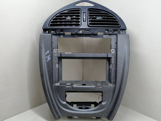 рамка под магнитолу Citroen C5 1 поколение [рестайлинг] 2004, 1.6 л., HDi, 9HZ (DV6TED4), дизель, 5МКПП, темно-серый, хетчбэк 5 дв., передний привод, 9650443077