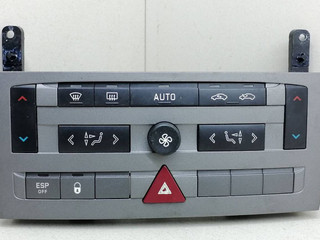 блок управления печки / климат-контроля Citroen C5 1 поколение [рестайлинг] 2004, 1.6 л., HDi, 9HZ (DV6TED4), дизель, 5МКПП, темно-серый, хетчбэк 5 дв., передний привод, VISTEON, 96573328, FNEB03D981
