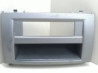 вещевой ящик центральной консоли Nissan Micra K12 [2-й рестайлинг] K12 2008, 1.5 л., DCi, K9K, дизель, 5МКПП, серый, хетчбэк 5 дв., передний привод