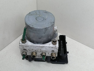 блок ABS Renault Megane 2 поколение BM0B 2003, 1.4 л., i, K4J 730, бензин, 5МКПП, серебристый, хетчбэк 5 дв., передний привод, 0265231300, 8200038695, 0265800300, 38702C0795