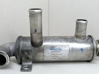 охладитель EGR / Радиатор EGR Citroen C5 1 поколение [рестайлинг] 2004, 1.6 л., HDi, 9HZ (DV6TED4), дизель, 5МКПП, темно-серый, хетчбэк 5 дв., передний привод, 1U3H-9P445-BC, 9646726680