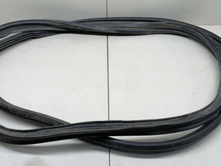 уплотнитель двери Mitsubishi Colt 5 поколение (CJO) CJ1A 1997, 1.3 л., i, 4G13 (12V), бензин, 5МКПП, голубой металлик, хетчбэк 3 дв., передний привод, MR186335