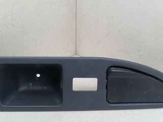 пепельница Renault Safrane 1 поколение [рестайлинг] B54G 1999, 2.2 л., TD, G8T 740, дизель, 5МКПП, синий, хетчбэк 5 дв., передний привод