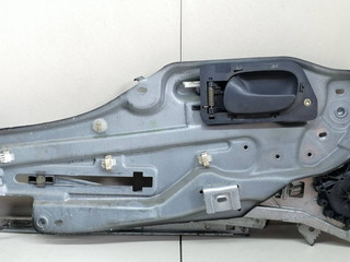 стеклоподъемник электрический передний левый Renault Laguna 1 поколение B568 1998, 1.6 л., i, K4M 720, бензин, 5МКПП, зелёный, хетчбэк 5 дв., передний привод, 7701672387