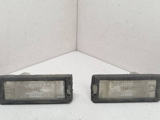 подсветка номера Renault Scenic 2 поколение JM0G 2005, 1.9 л., DCi, F9Q 812, дизель, 6МКПП, серый, минивэн, передний привод, 8200013577E
