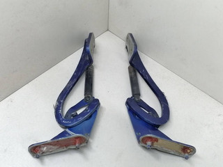 петля крышки багажника Renault Megane 1 поколение DA0F 1997, 1.6 л., i, K7M 702, бензин, 5МКПП, синий, купе, передний привод, 828459D, 828460D