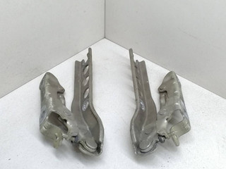 петля капота Skoda Octavia 2 поколение (A5) 1Z 2005, 1.9 л., TDi, BJB, дизель, 5МКПП, бежевый, хетчбэк 5 дв., передний привод, CZBN31Z0823301C