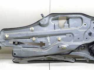 стеклоподъемник электрический передний левый Renault Laguna 1 поколение 1998, 2.2 л., TD, G8T 752, дизель, 5МКПП, серый, универсал, передний привод, 7701672387