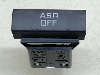 кнопка ASC / ESP Skoda Octavia 2 поколение (A5) 1Z 2005, 1.9 л., TDi, BJB, дизель, 5МКПП, бежевый, хетчбэк 5 дв., передний привод, 1Z0927133A