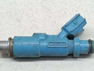 форсунка Toyota Yaris P1 2000, бензин, 23250-23020