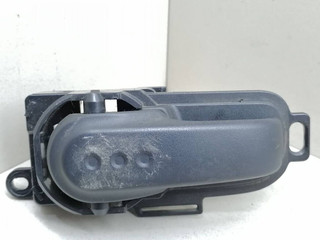 ручка внутренняя передняя левая Nissan Micra K12 [2-й рестайлинг] K12 2008, 1.5 л., DCi, K9K, дизель, 5МКПП, серый, хетчбэк 5 дв., передний привод, 5010800006