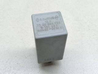 реле (прочие) Renault Laguna 1 поколение [рестайлинг] 1998, 7700844036, 8121000