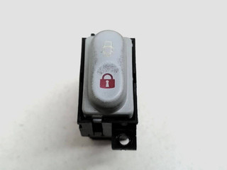кнопка центрального замка Renault Espace 3 поколение 2000, 2.2 л., G9T 710, дизель, 5МКПП, красный, минивэн, передний привод, 6025308163
