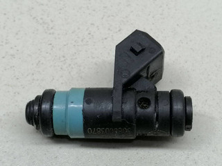 форсунка Renault Megane 2 поколение BM0B 2003, 1.4 л., i, K4J 730, бензин, 5МКПП, серебристый, хетчбэк 5 дв., передний привод, H132254, ITGM60