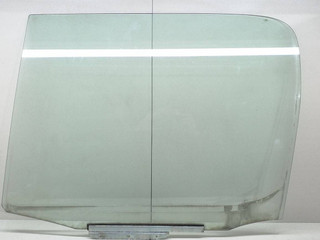 стекло двери задней правой Toyota Yaris Verso 1 поколение XP20 2002, 1.3 л., бензин, МКПП, фургон