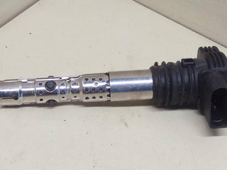 Наконечник свечной Audi A4 B6 2004, L1L1A3639