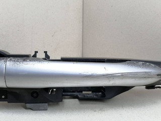 ручка наружная задняя правая Renault Modus 1 поколение JP0J 2004, 1.4 л., i, K4J 770, бензин, 5МКПП, красный, хетчбэк 5 дв., передний привод, 7701475754