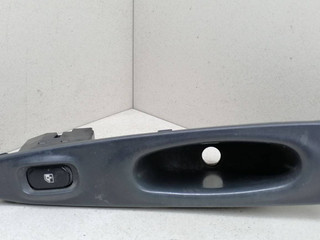 кнопка стеклоподъемника двери задней Hyundai Lantra J2 1995, 1.6 л., i, бензин, 5МКПП, зелёный, седан, передний привод, 93580-29000, DECO, 93580-29050, 93580-29100, 93580-29150