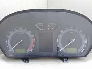 щиток приборов (приборная панель) Skoda Fabia 1 поколение [рестайлинг] 2006, 1.4 л., TDi, BNV, дизель, 5МКПП, чёрная, универсал, передний привод, 6Y0920843E