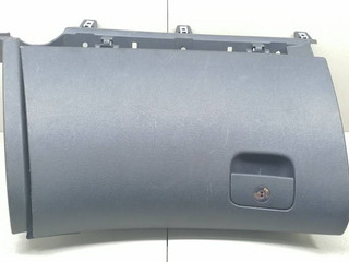 бардачок Hyundai i30 1 поколение 2010, 1.6 л., CRDi, дизель, 6МКПП, серебристый, хетчбэк 5 дв., передний привод, 845102R011WK, 845112R000WK
