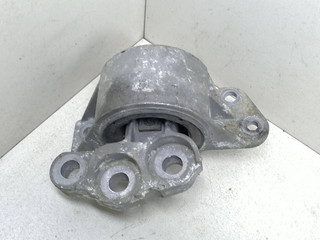 подушка крепления двигателя Fiat Grande Punto 1 поколение 2006, 1.3 л., дизель, 5МКПП, салатовый, хетчбэк 5 дв., передний привод, 55703651