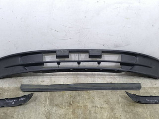 заглушка (решетка) в бампер Fiat Punto 2 поколение 2001, 7352775840