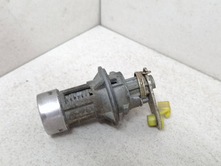 Личинка замка крышки багажника Mitsubishi Lancer 6 поколение CB4A 1993, 1.6 л., i, 4G92 (SOHC 16V), бензин, 5МКПП, синий, седан, передний привод, MR101460