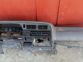 панель передняя салона (торпедо) Toyota Hiace 4 поколение H100 1992
