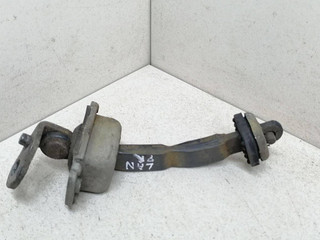 ограничитель открывания двери Daewoo Lanos T100 1999, 1.5 л., i, бензин, 5МКПП, бордовый, хетчбэк 5 дв., передний привод
