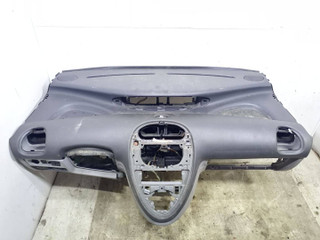 панель передняя салона (торпедо) Citroen Xsara Picasso 1 поколение [рестайлинг] 2008, 1.6 л., HDi, 9HX (DV6ATED4), дизель, 5МКПП, белый, минивэн, передний привод, 9631279680