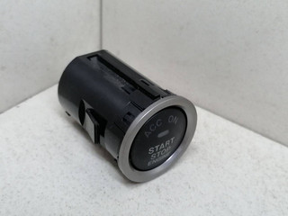 кнопка запуска двигателя Mazda 3 BL 2009, 2.0 л., i, бензин, 5МКПП, чёрный, хетчбэк 5 дв., передний привод, 9064T, K0021