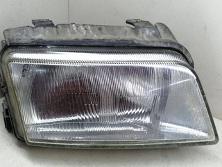 фара правая Audi A4 B5 1996, 1.9 л., TDi, AHU, дизель, 5МКПП, зелёный, седан, 8D0941004A