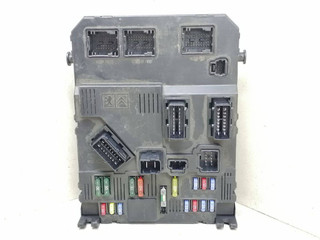 Блок BSI Peugeot 1007 1 поколение 2005, 1.4 л., HDi, 8HZ (DV4TD), дизель, 5МКПП, серебристый, хетчбэк 3 дв., 9653667180, S118085300M, BSIF01-00