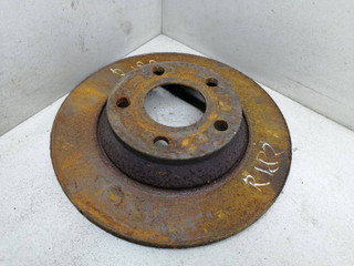 диск тормозной передний Audi A4 B5 1996, 1.9 л., TDi, AHU, дизель, 5МКПП, зелёный, седан, 8D0615301A