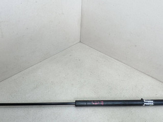 амортизатор капота Audi A4 B5 1996, 1.9 л., TDi, AHU, дизель, 5МКПП, зелёный, седан, 8D0823359B