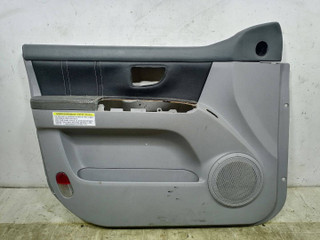 обшивка двери передняя левая Kia Sorento 1 поколение 2004, 2.5 л., CRDi, D4CB, дизель, 5МКПП, чёрный, внедорожник 5 дв., полный подключаемый привод, 82350-3E000