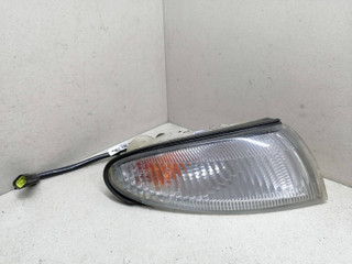 поворотник правый Mazda Xedos 9 1 поколение 1996