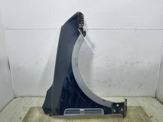 крыло переднее правое Chevrolet Captiva 1 поколение [рестайлинг] 2012, 2.4 л., i, LEA, бензин, АКПП, чёрный, передний привод, 25865102, 25865103
