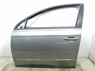 дверь передняя левая Volkswagen Passat B6 2007, 2.0 л., бензин, АКПП, серебристый, универсал, передний привод, 3C4831055M, 3C4831055J
