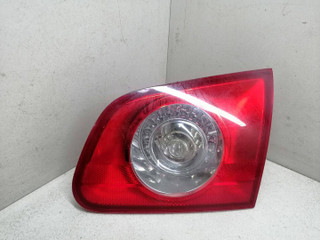 фонарь крышки багажника правый Volkswagen Passat B6 2007, 2.0 л., бензин, АКПП, серебристый, универсал, передний привод, 3C9945094