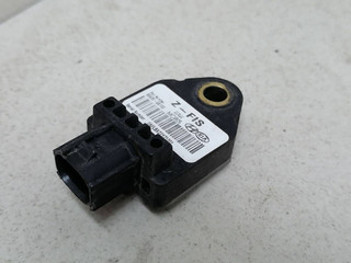 датчик удара Hyundai i30 1 поколение 2010, 1.6 л., CRDi, дизель, 6МКПП, серебристый, хетчбэк 5 дв., передний привод, 95920-0A100, 0AFLBXZ2Y71201